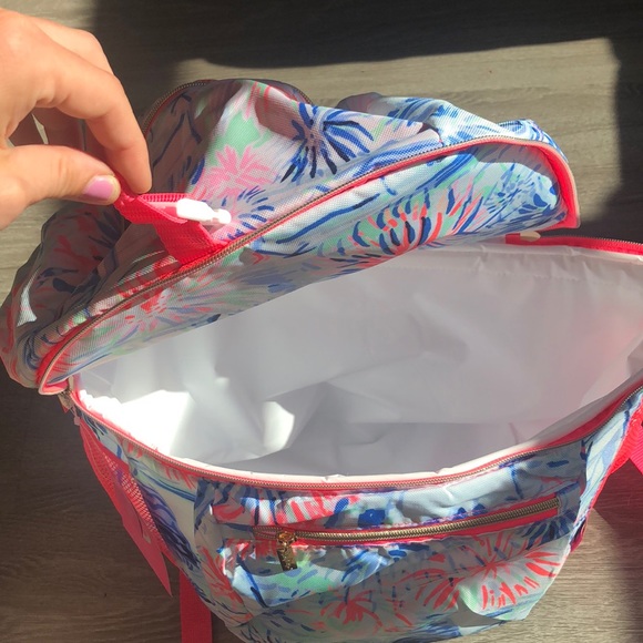 SOLD❌NWT Lilly Pulitzer Cooler Backpack Shinin Sea - Picture 10 of 10